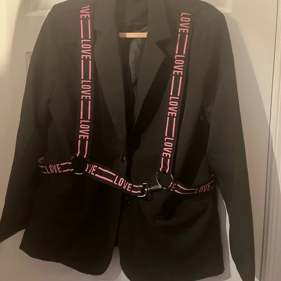 FashionNova Blazer - Picture 2 of 6